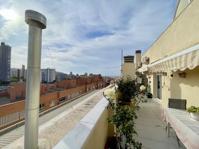 3 bedroom Penthouse for sale in Centro Urbano, Benidorm - € 350,000 (Ref: 9458251)