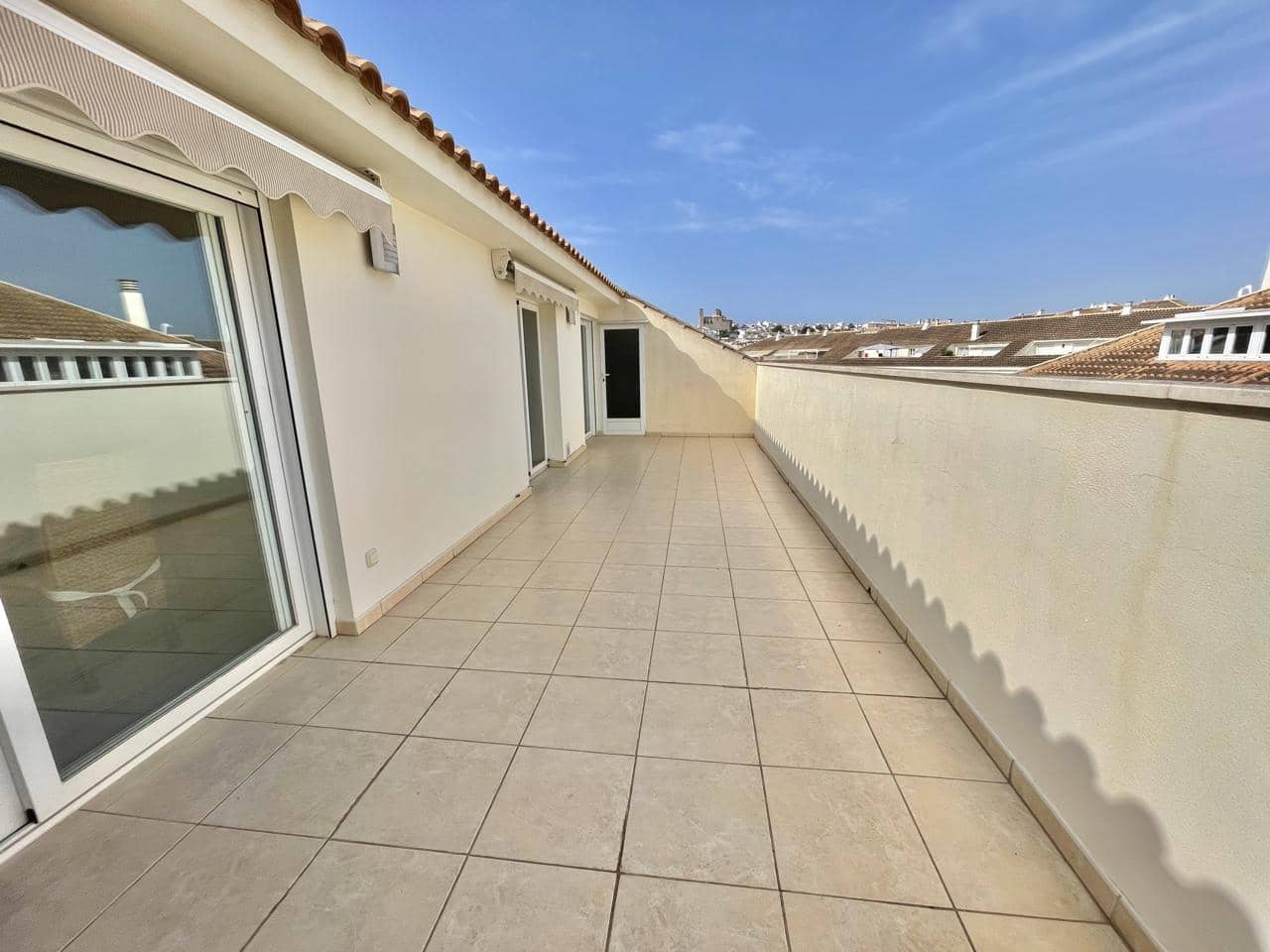3 bedroom Penthouse for sale in Altea with garage - € 472,500 (Ref: 9458254)