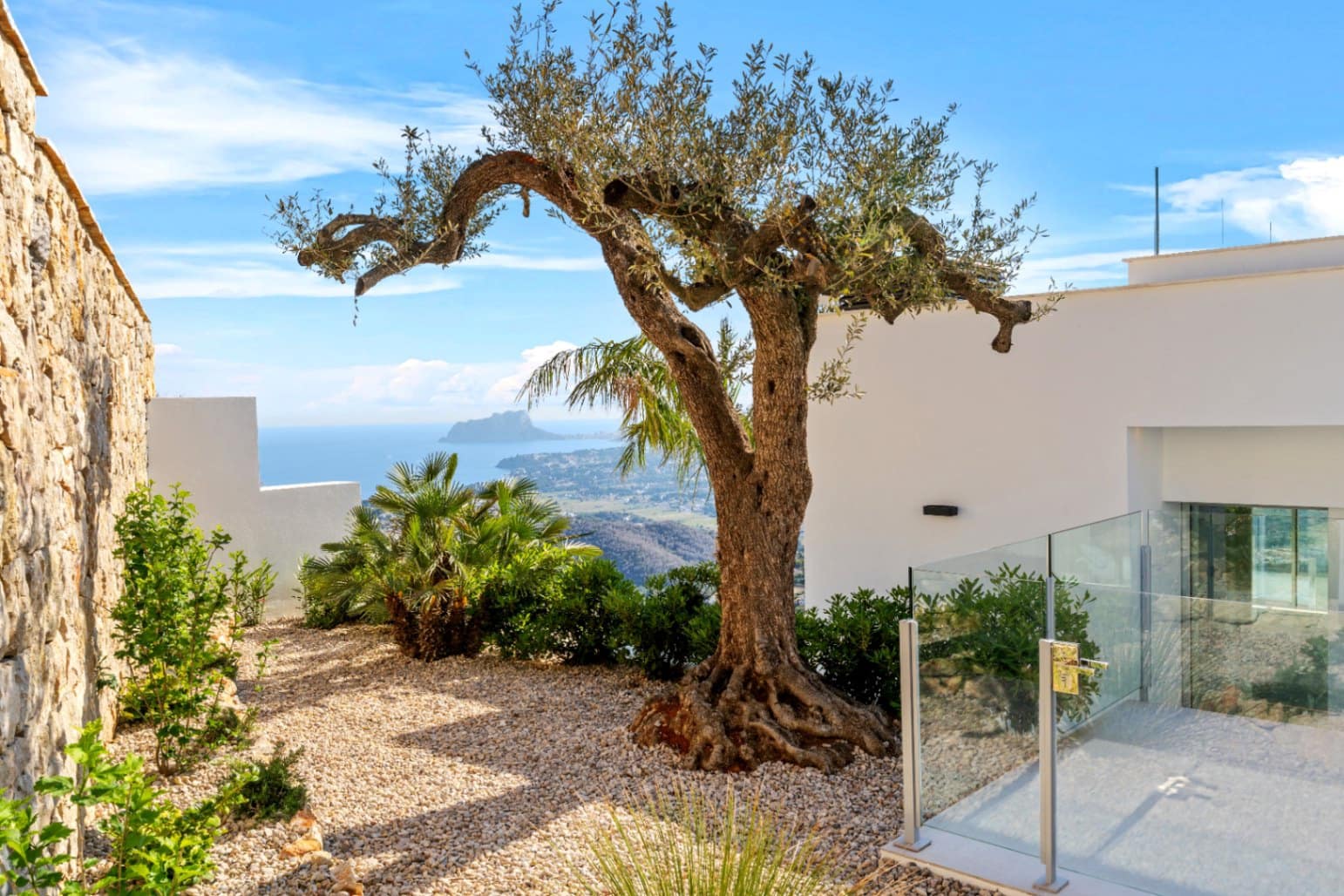 3 bedroom Villa for sale in Benitachell / Benitatxell with pool garage - € 1,552,000 (Ref: 9458256)