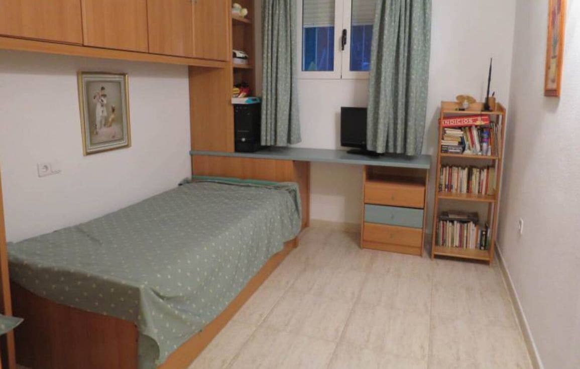 Chalet de 8 habitaciones en La Nucia en venta con piscina - 550.000 € (Ref: 9458258)