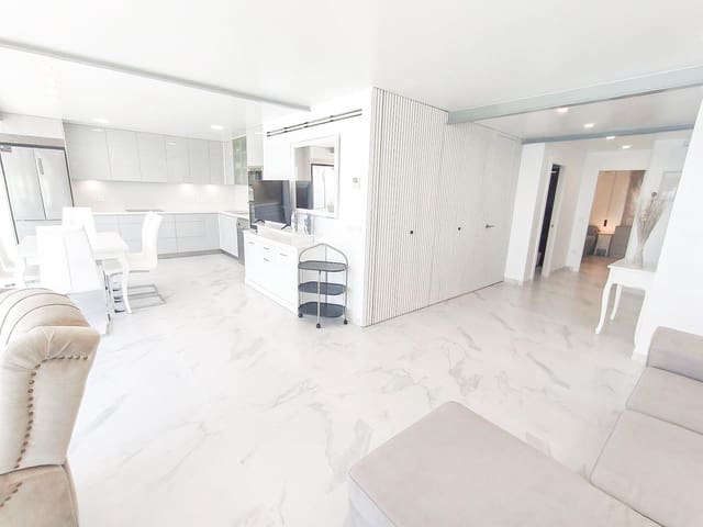 2 bedroom Apartment for sale in Poniente, Benidorm - € 690,000 (Ref: 9458260)