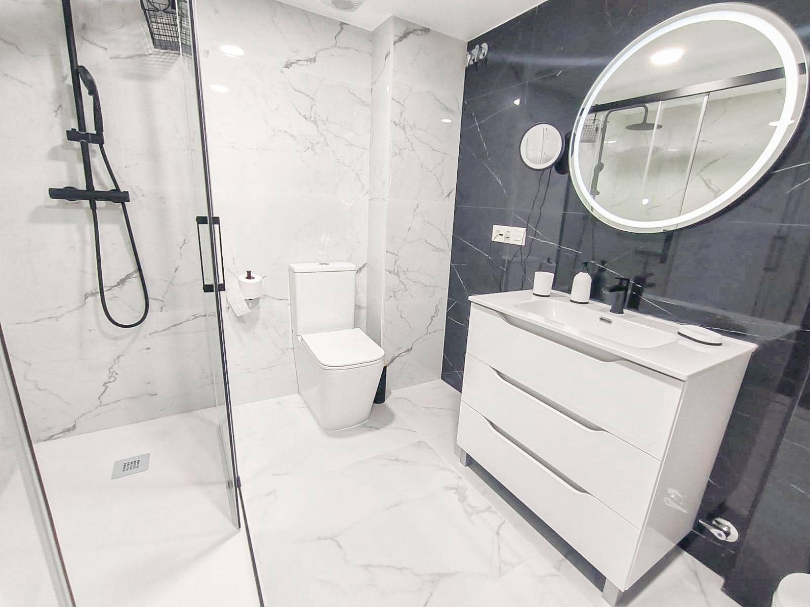 2 bedroom Apartment for sale in Benidorm - € 690,000 (Ref: 9458260)