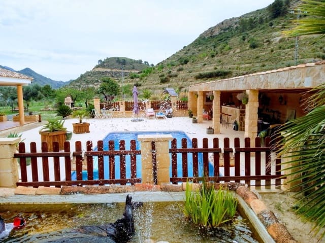 3 soveværelse Villa til salg i Relleu med swimmingpool garage - € 350.000 (Ref: 9458261)