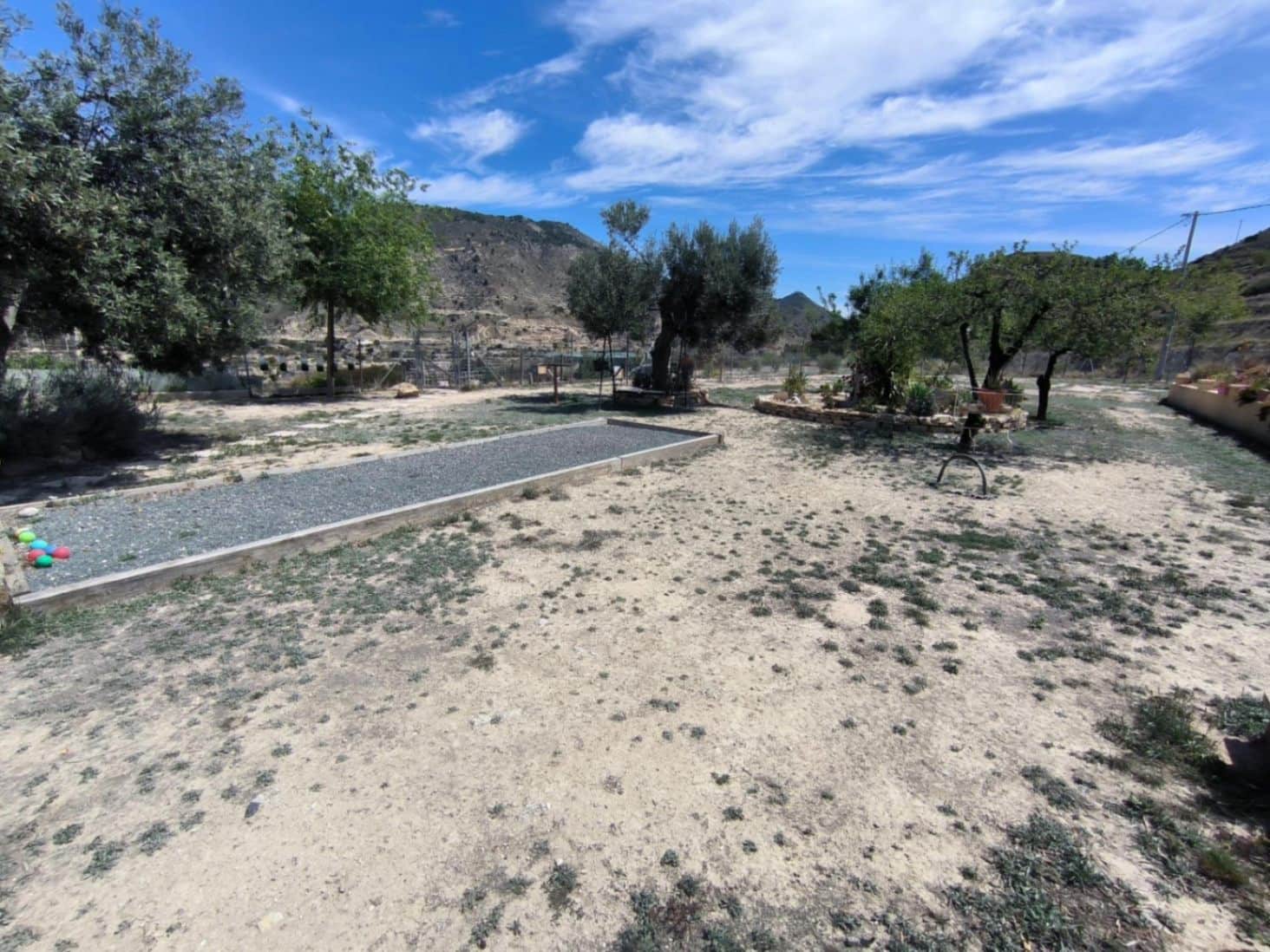 3 soveværelse Villa til salg i Relleu med swimmingpool garage - € 350.000 (Ref: 9458261)