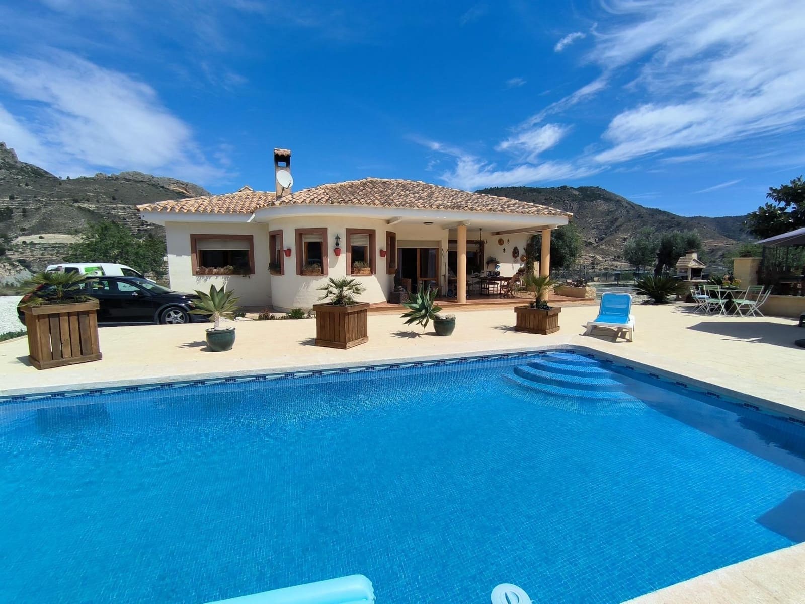 3 soveværelse Villa til salg i Relleu med swimmingpool garage - € 350.000 (Ref: 9458261)