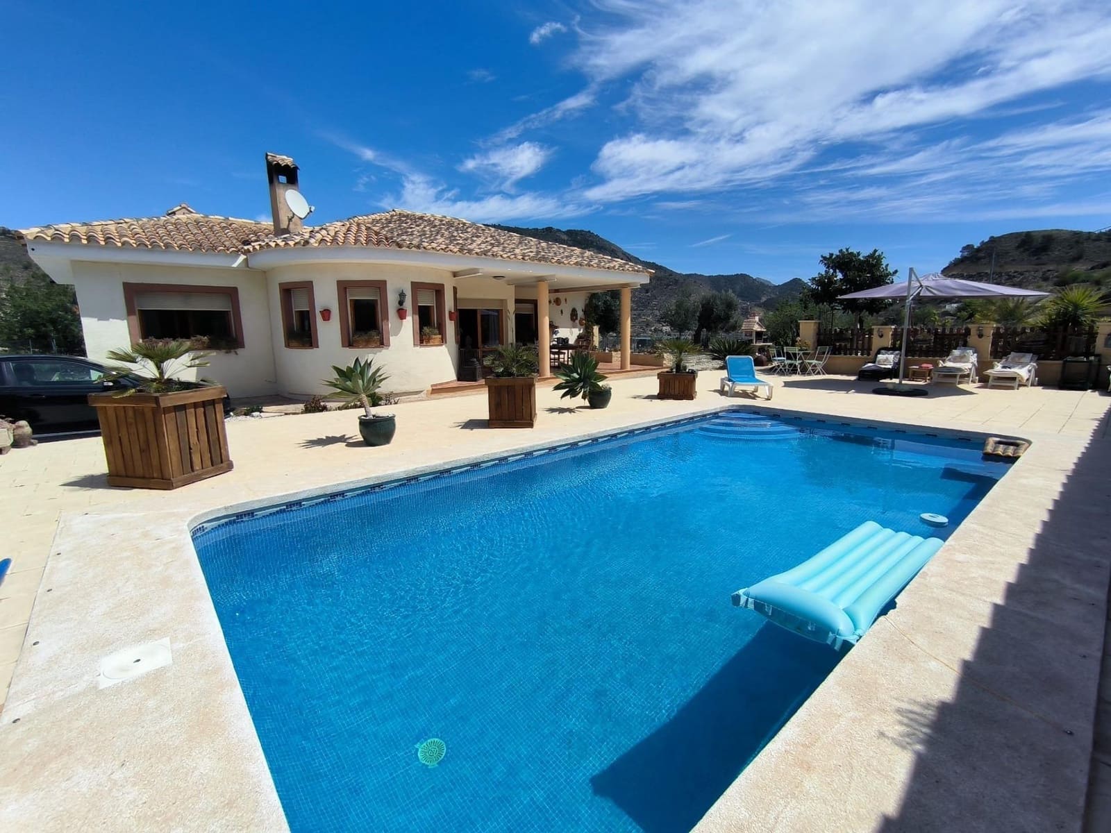 3 soveværelse Villa til salg i Relleu med swimmingpool garage - € 350.000 (Ref: 9458261)