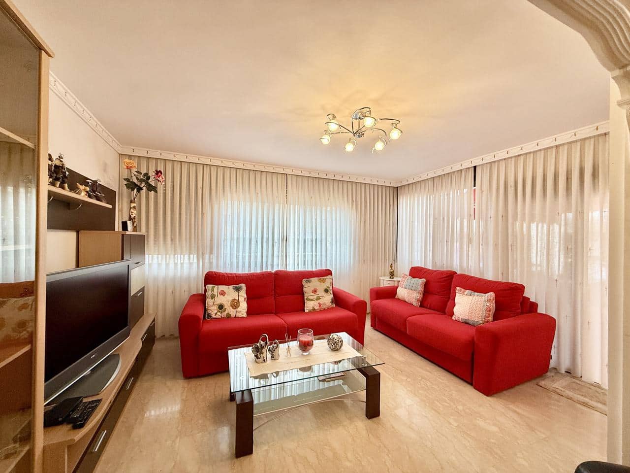 2 bedroom Apartment for sale in Benidorm - € 418,900 (Ref: 9458269)