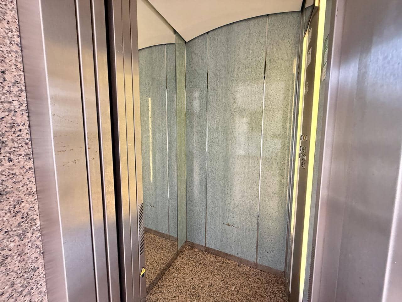 2 bedroom Apartment for sale in Benidorm - € 418,900 (Ref: 9458269)