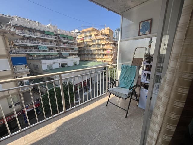 2 bedroom Apartment for sale in Benidorm - € 390,000 (Ref: 9458274)
