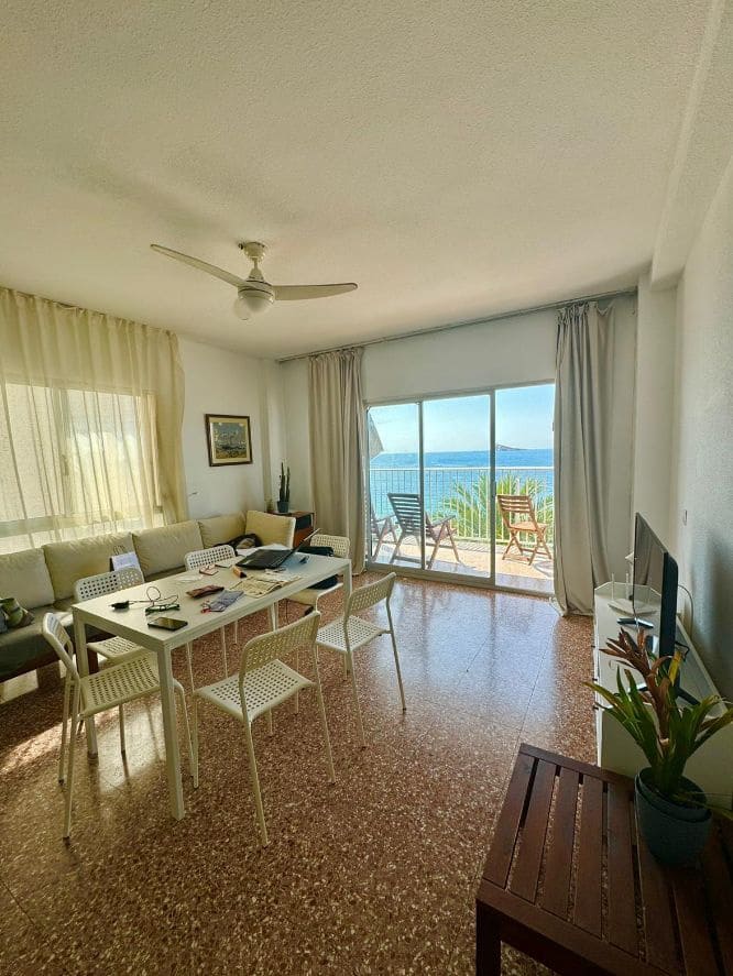 2 bedroom Apartment for sale in Benidorm with pool garage - € 450,000 (Ref: 9458289)