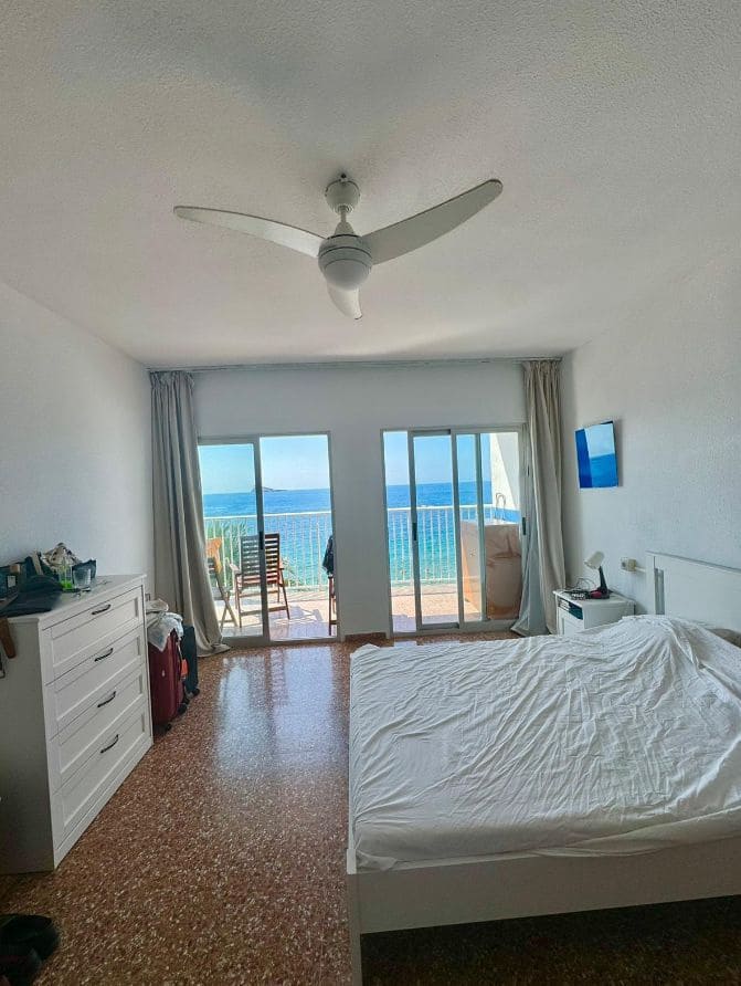 2 bedroom Apartment for sale in Benidorm with pool garage - € 450,000 (Ref: 9458289)