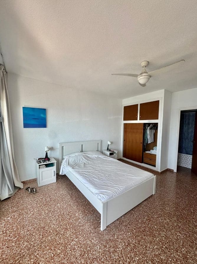 2 bedroom Apartment for sale in Benidorm with pool garage - € 450,000 (Ref: 9458289)