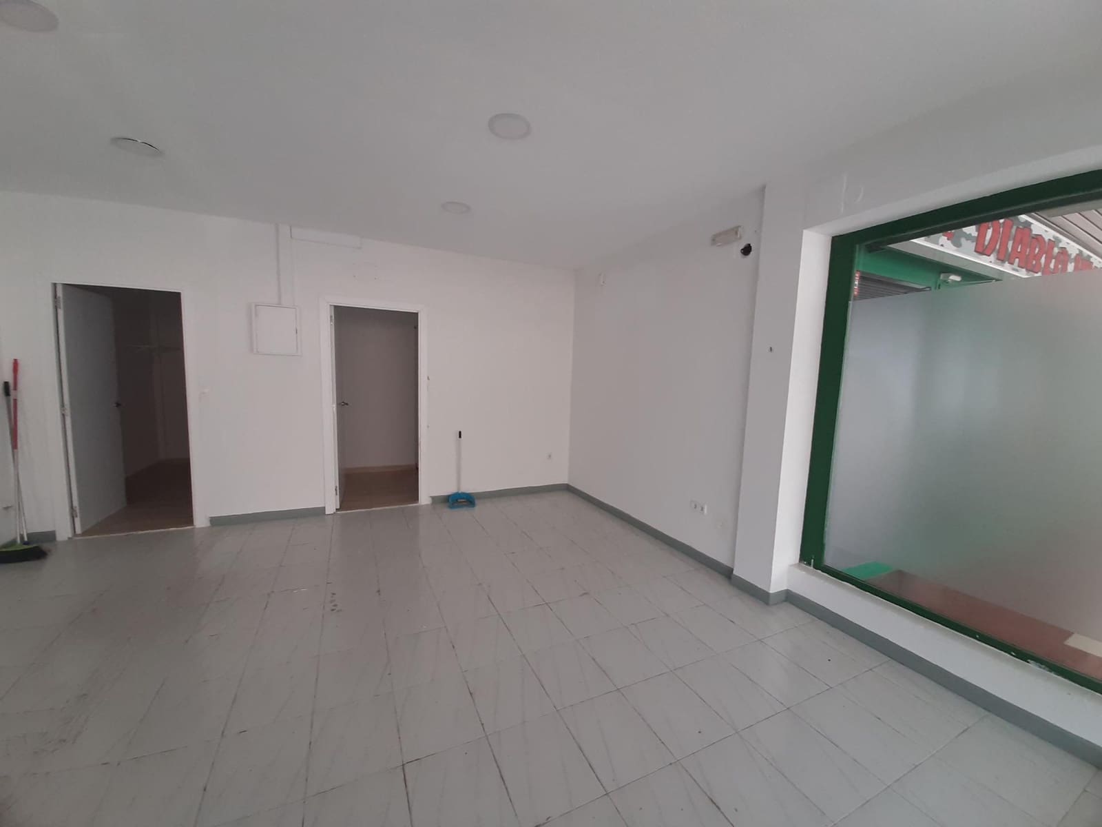 1 slaapkamer Commercieel te koop in Benidorm - € 126.000 (Ref: 9458291)