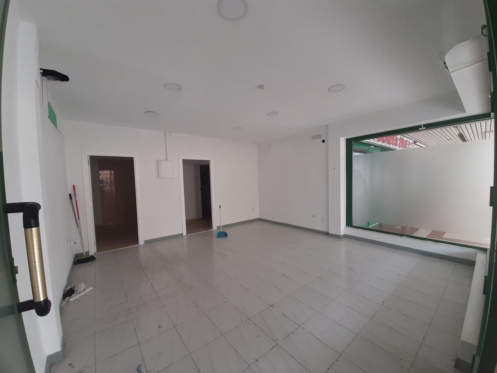 1 slaapkamer Commercieel te koop in Benidorm - € 126.000 (Ref: 9458291)
