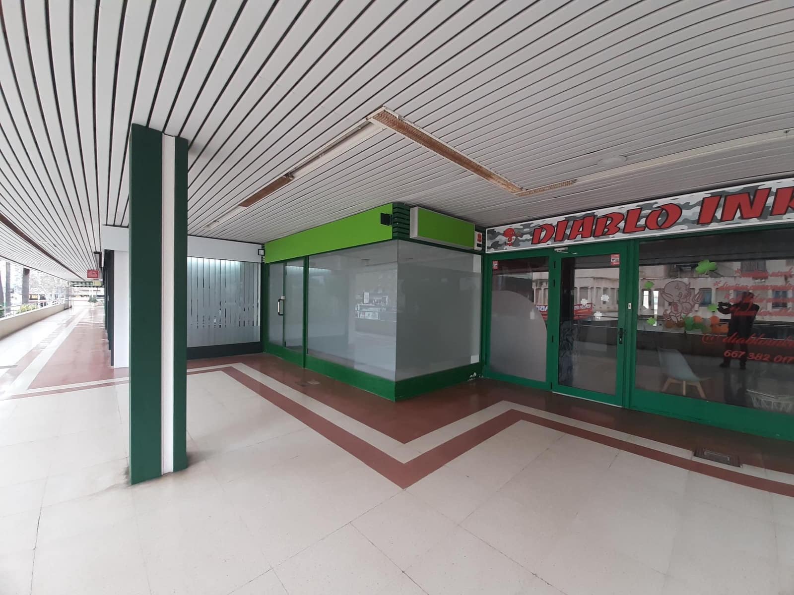 1 slaapkamer Commercieel te koop in Benidorm - € 126.000 (Ref: 9458291)