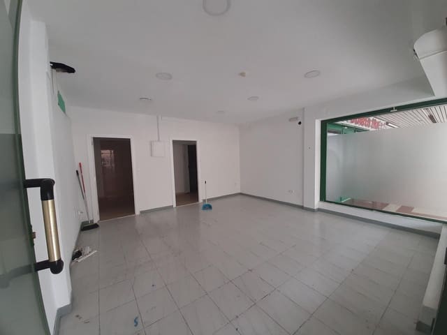 1 slaapkamer Commercieel te koop in Levante, Benidorm - € 126.000 (Ref: 9458291)