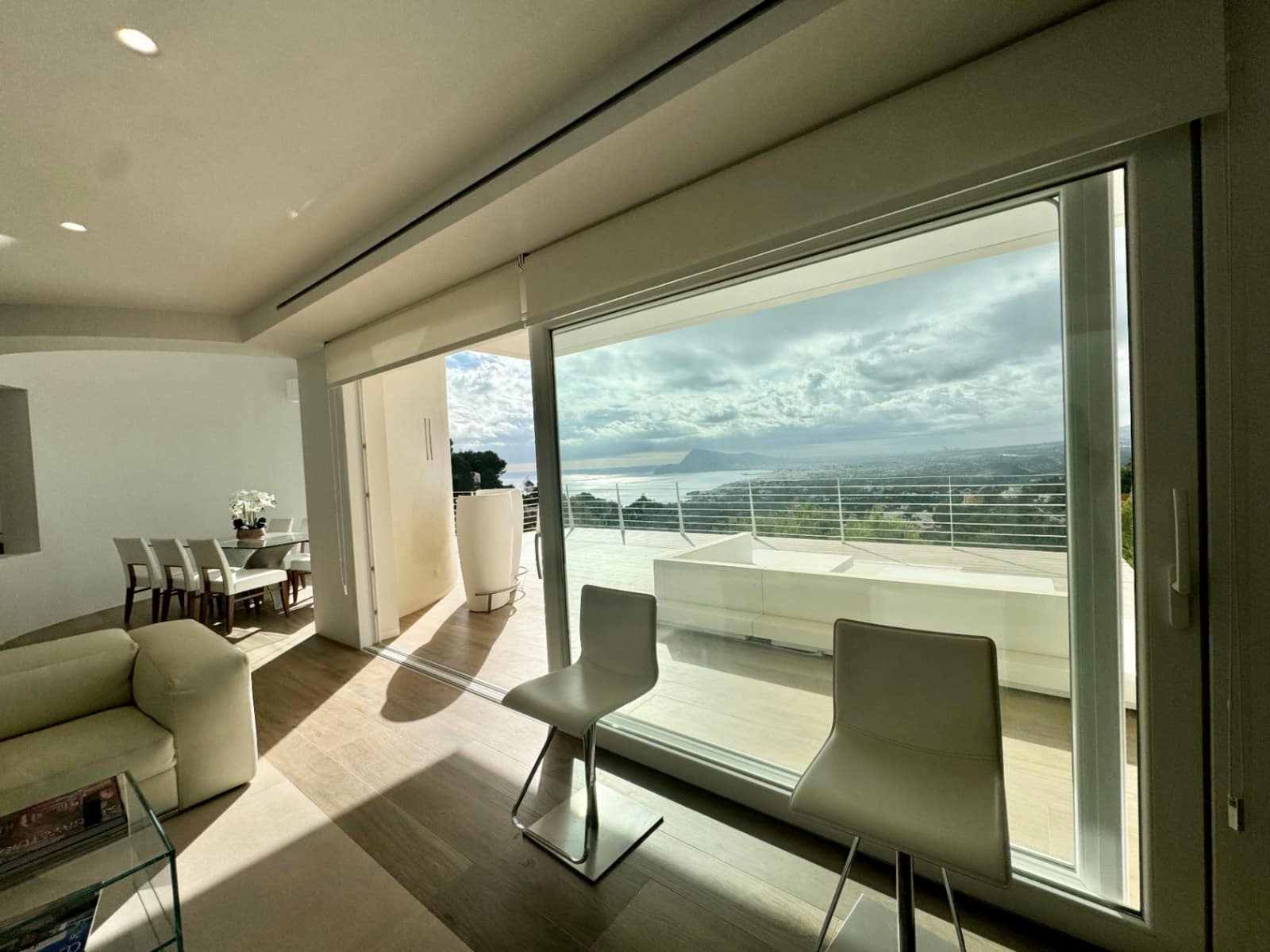 3 bedroom Villa for sale in Altea with pool garage - € 1,850,000 (Ref: 9458292)