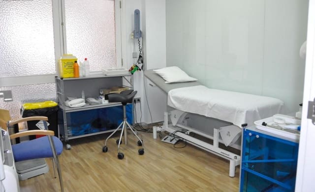 10 soveværelse Erhverv til salg i La Villajoyosa / Vila Joiosa - € 339.000 (Ref: 9458297)