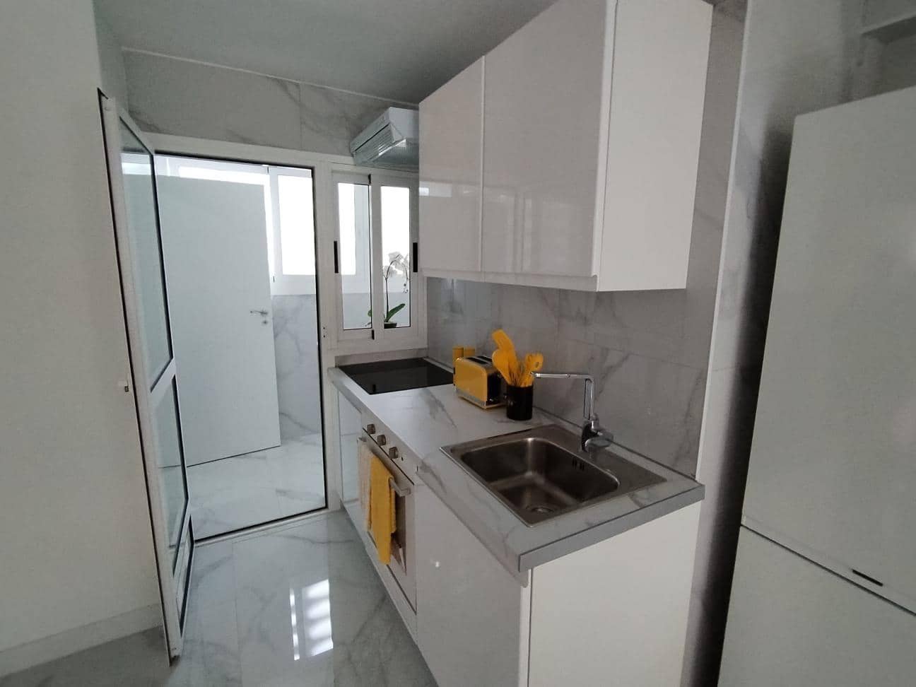 3 soverom Leilighet til salgs i Benidorm med svømmebasseng garasje - € 430 000 (Ref: 9458303)