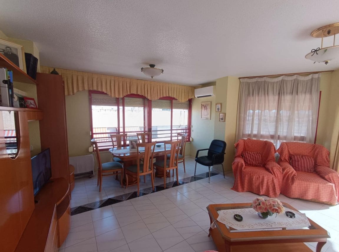 3 slaapkamer Appartement te koop in Benidorm - € 283.000 (Ref: 9458308)