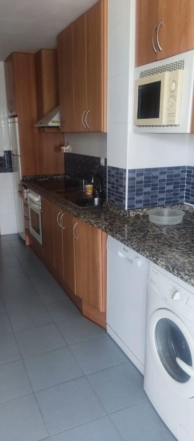 1 slaapkamer Appartement te koop in Benidorm met zwembad garage - € 255.000 (Ref: 9458312)