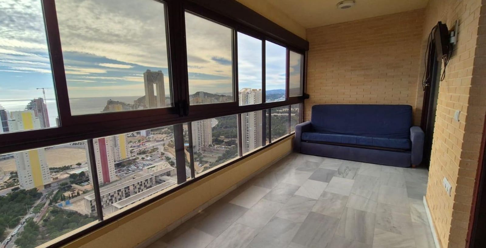 1 slaapkamer Appartement te koop in Benidorm met zwembad garage - € 255.000 (Ref: 9458312)