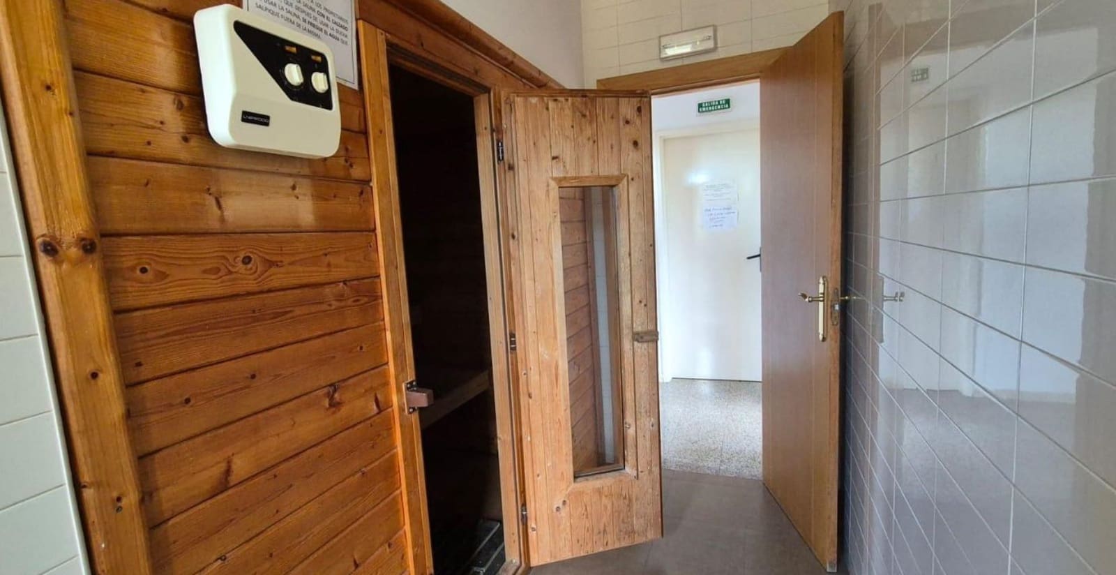 1 slaapkamer Appartement te koop in Benidorm met zwembad garage - € 255.000 (Ref: 9458312)