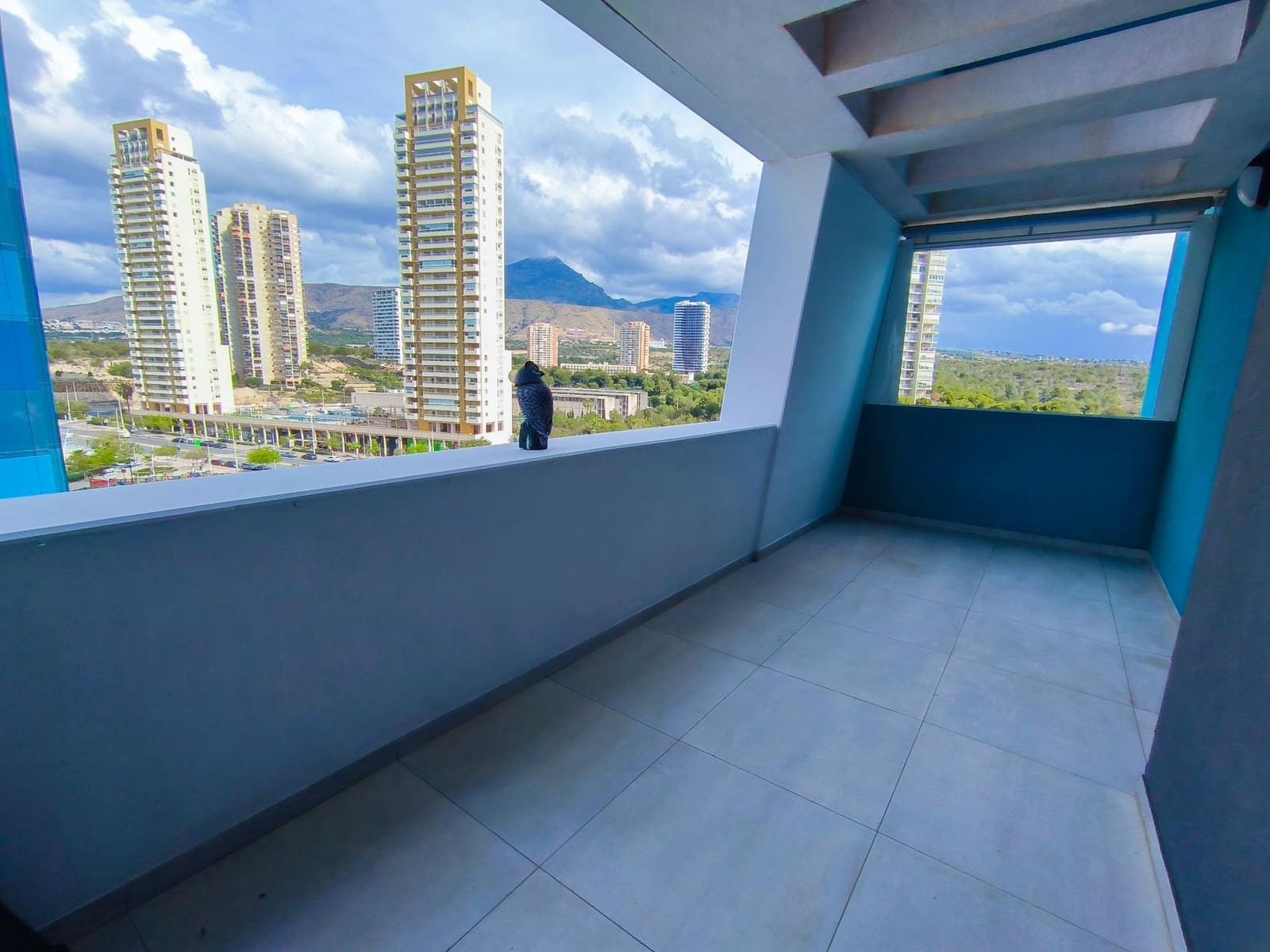 3 bedroom Apartment for sale in Benidorm with pool garage - € 890,000 (Ref: 9458346)