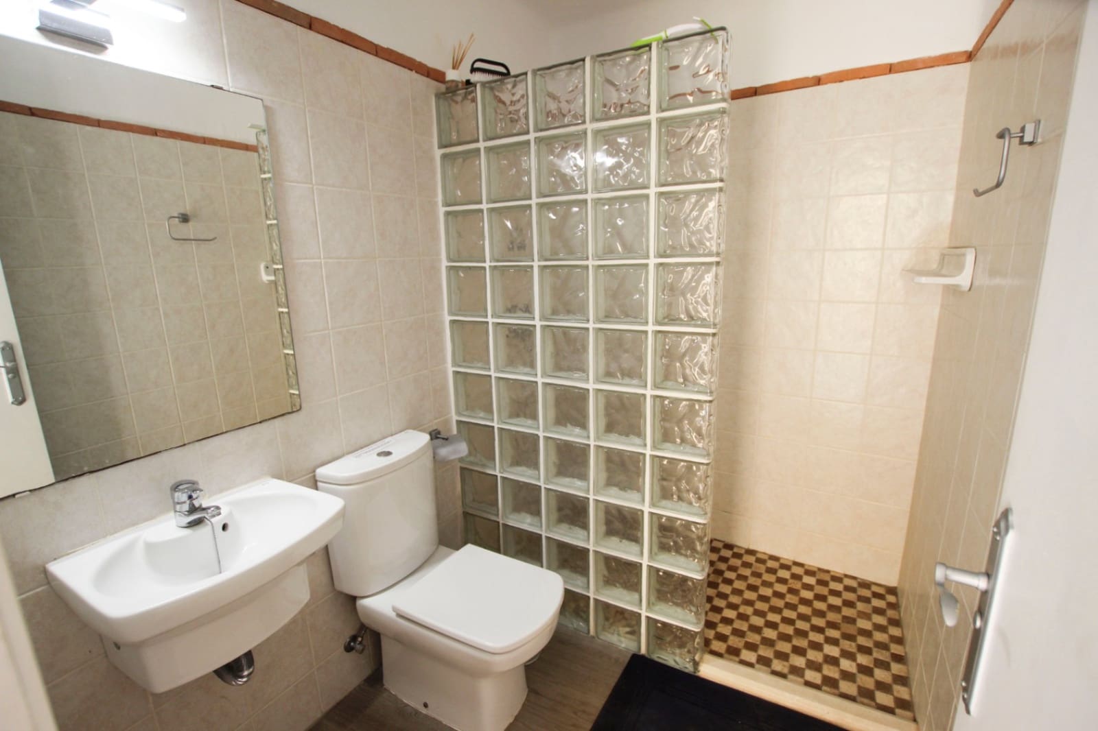 4 bedroom Villa for sale in Altea with pool garage - € 590,000 (Ref: 9458351)