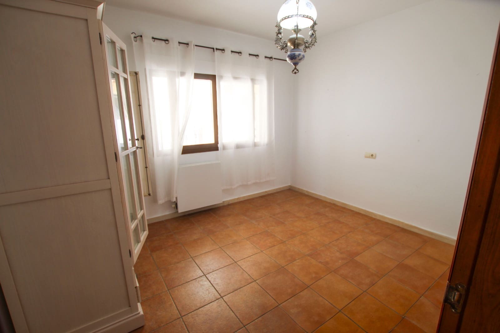 4 bedroom Villa for sale in Altea with pool garage - € 590,000 (Ref: 9458351)