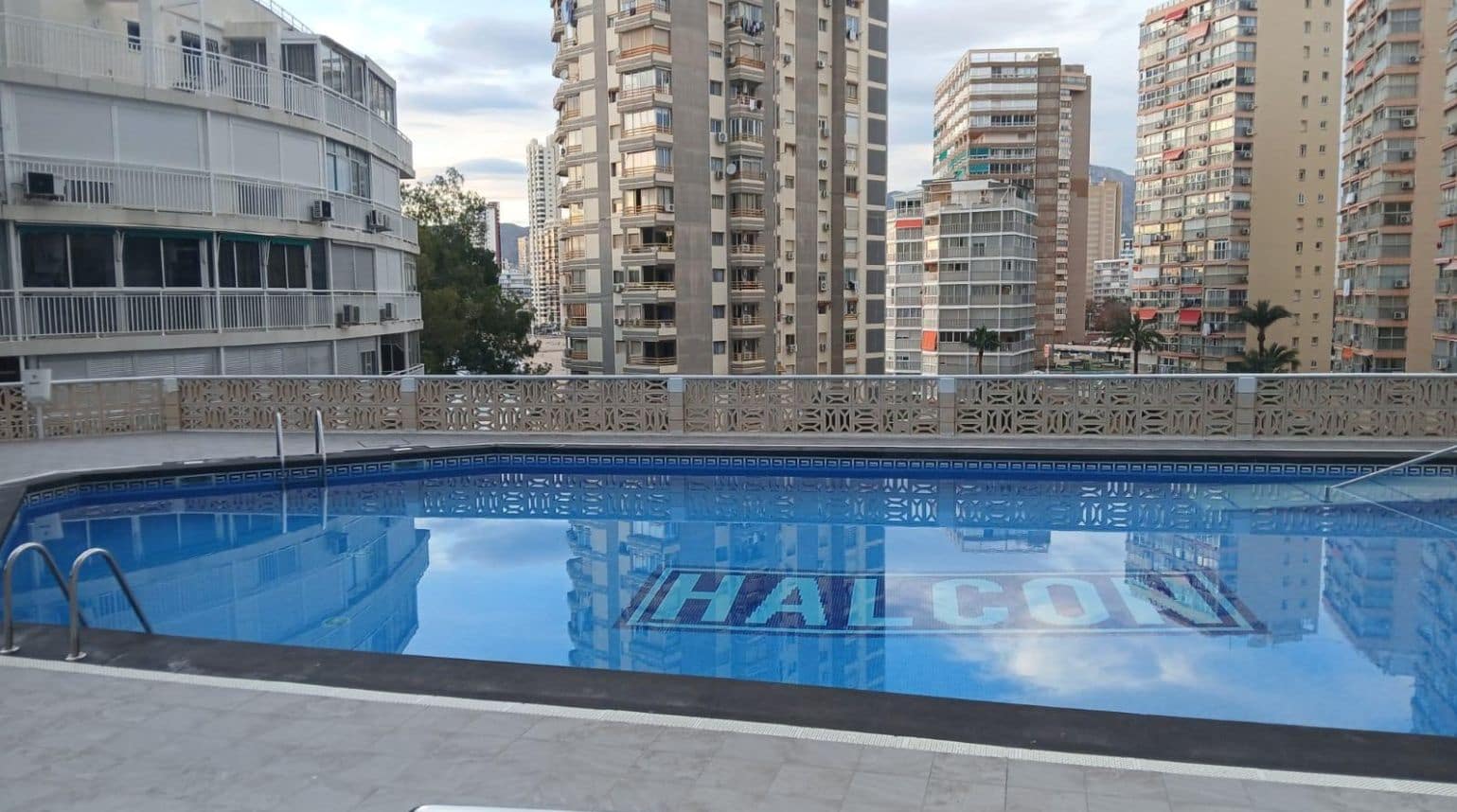 3 soverom Leilighet til salgs i Benidorm med svømmebasseng garasje - € 399 000 (Ref: 9458352)