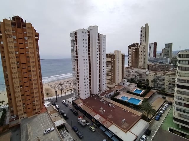 3 bedroom Apartment for sale in Levante, Benidorm with garage - € 680,000 (Ref: 9458359)