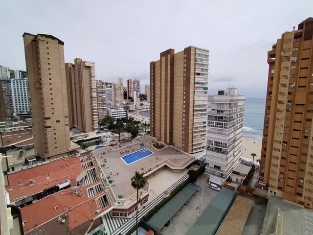 3 bedroom Apartment for sale in Levante, Benidorm with garage - € 680,000 (Ref: 9458359)