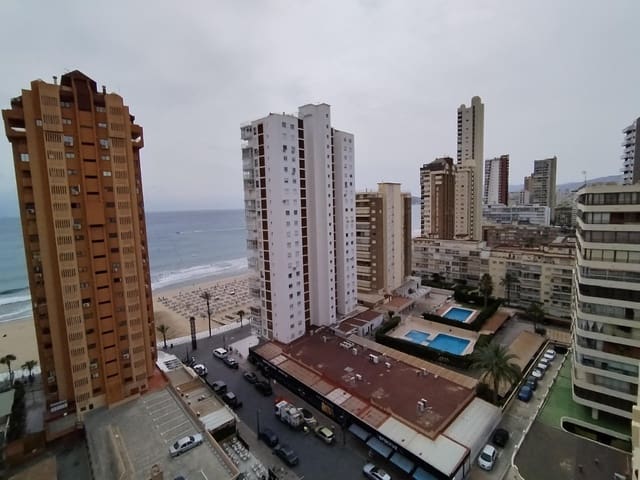 3 bedroom Apartment for sale in Levante, Benidorm with garage - € 680,000 (Ref: 9458359)
