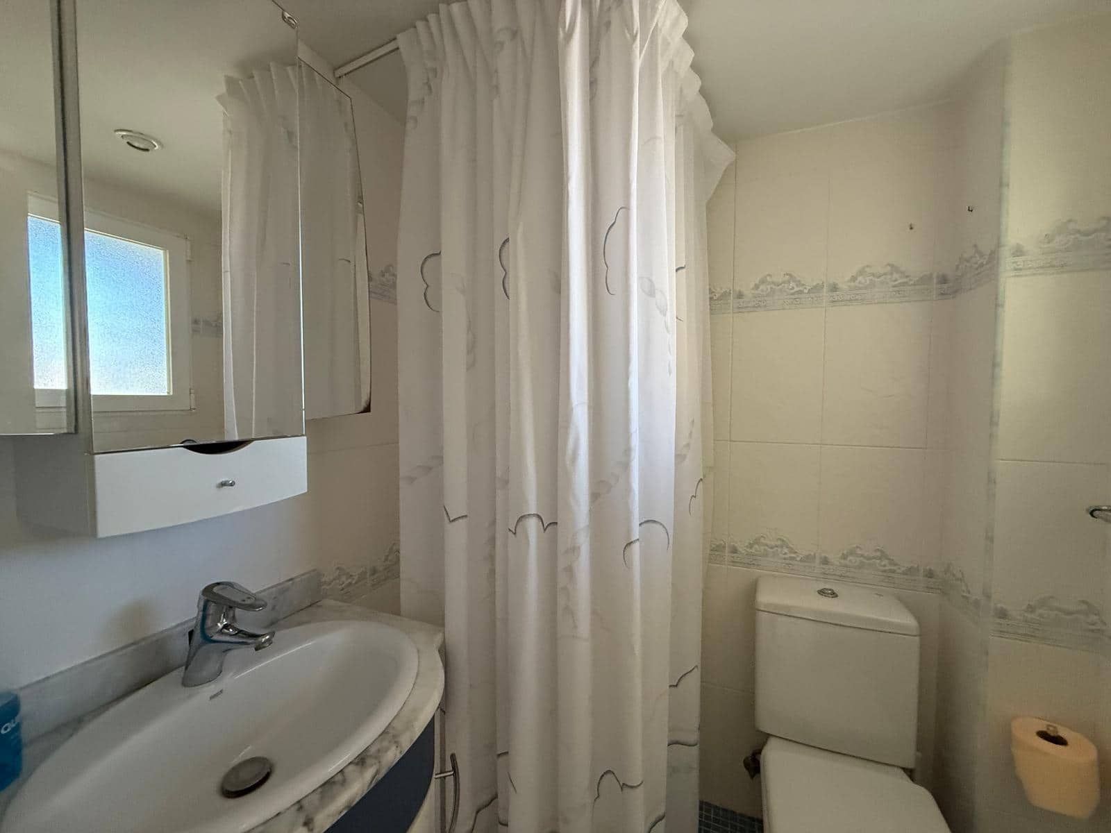 3 sypialnia Apartament na sprzedaż w Benidorm z basenem garażem - 680 000 € (Ref: 9458360)