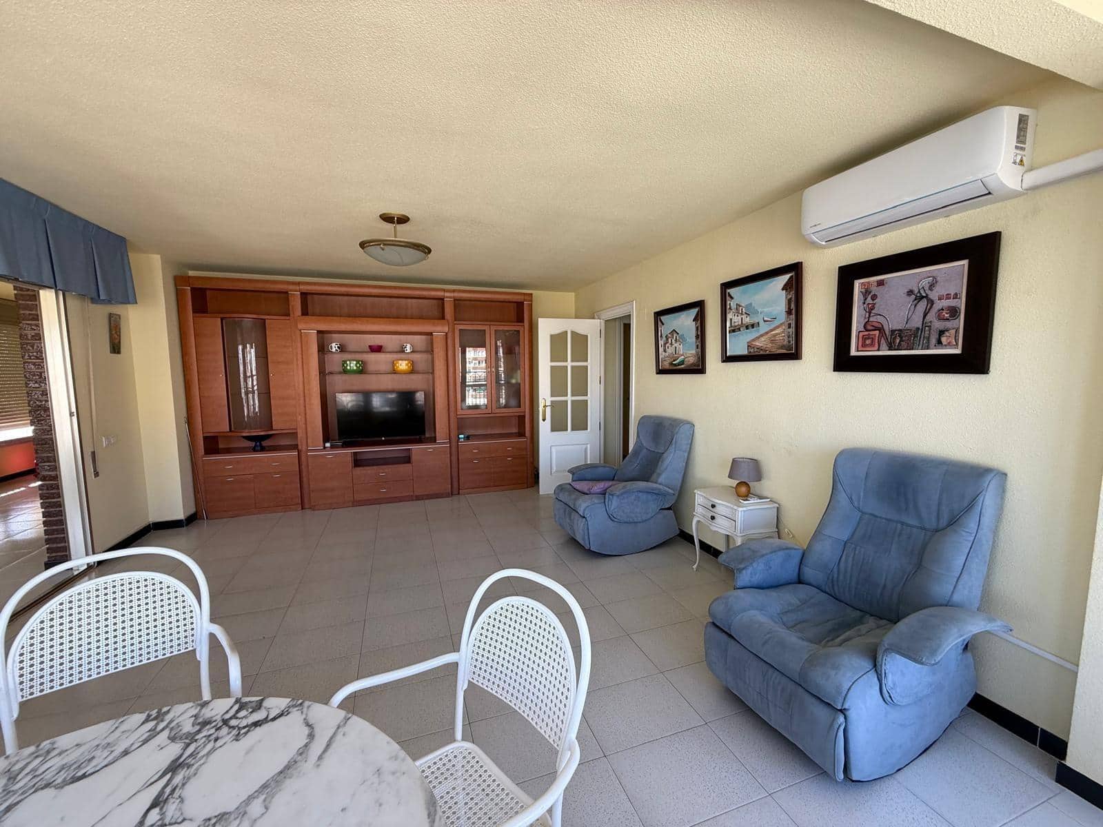 3 sypialnia Apartament na sprzedaż w Benidorm z basenem garażem - 680 000 € (Ref: 9458360)