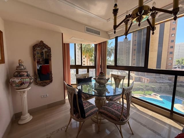 2 bedroom Apartment for sale in Levante, Benidorm with pool garage - € 370,000 (Ref: 9458361)