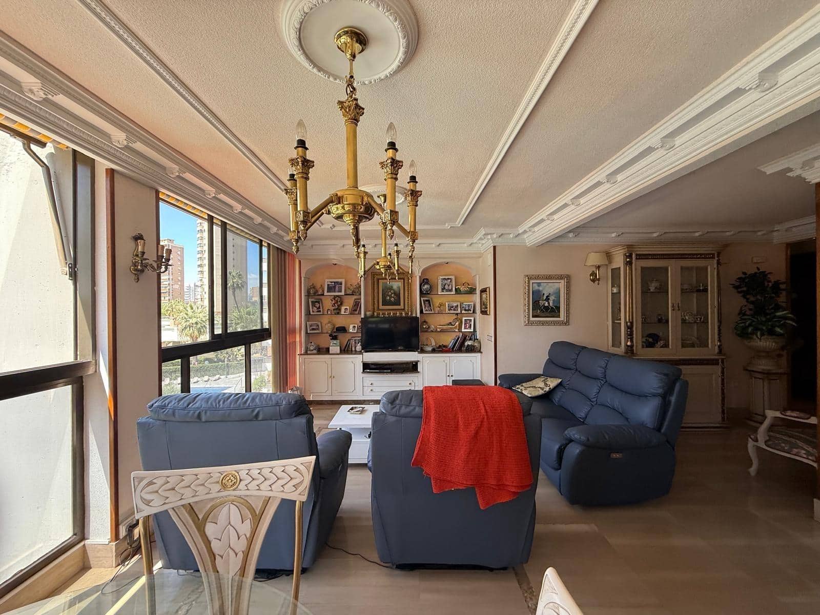 2 bedroom Apartment for sale in Benidorm with pool garage - € 370,000 (Ref: 9458361)