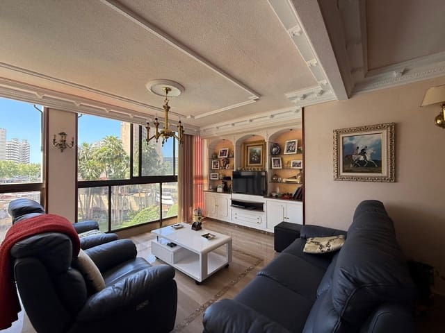 2 bedroom Apartment for sale in Levante, Benidorm with pool garage - € 370,000 (Ref: 9458361)