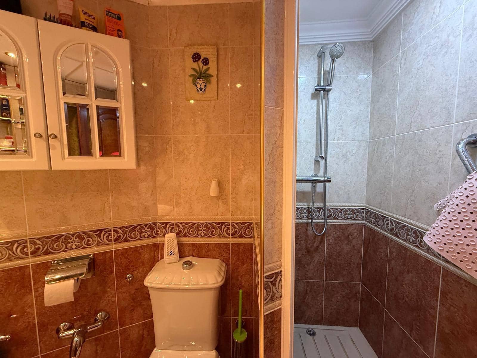 2 bedroom Apartment for sale in Benidorm with pool garage - € 370,000 (Ref: 9458361)