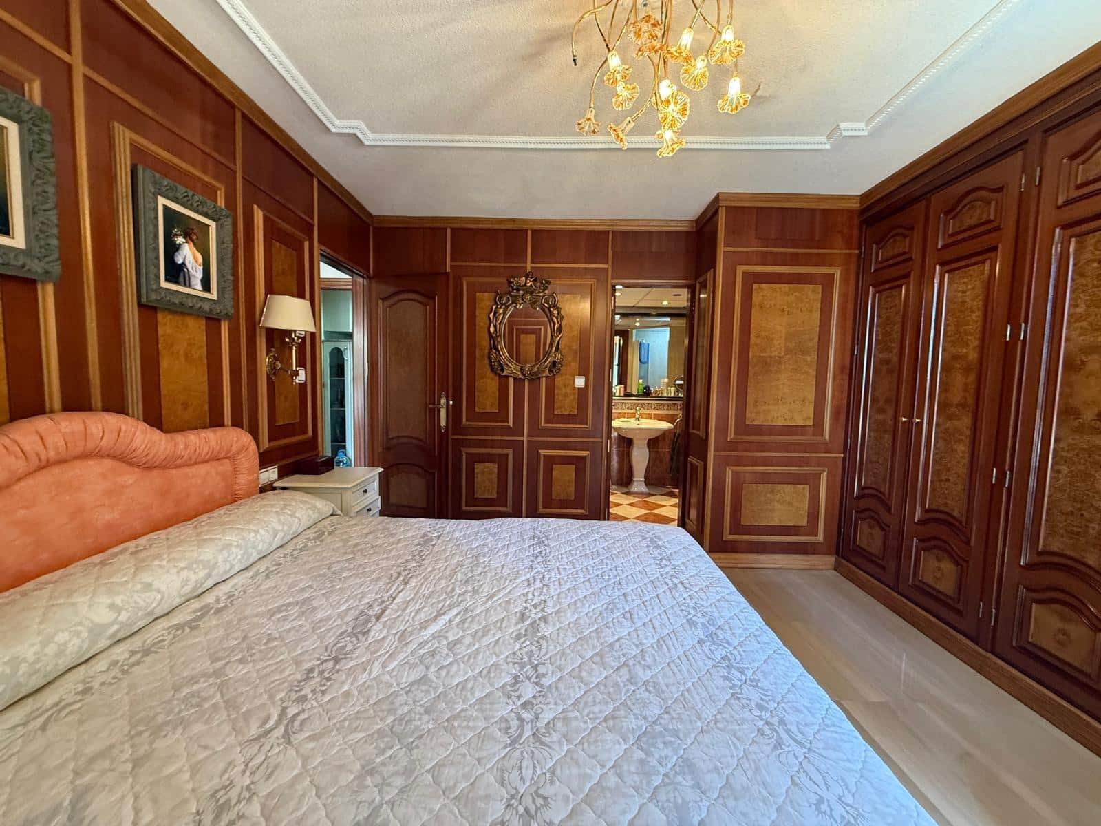 2 bedroom Apartment for sale in Benidorm with pool garage - € 370,000 (Ref: 9458361)