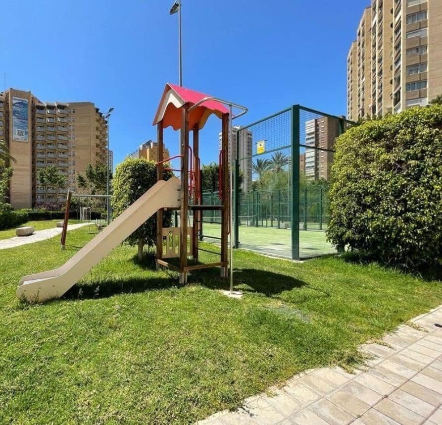 1 Zimmer Apartment zu verkaufen in Benidorm mit Pool Garage - 264.000 € (Ref: 9458364)