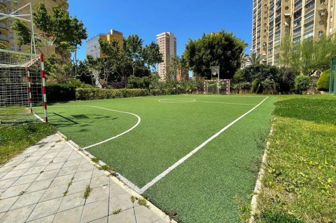 1 Zimmer Apartment zu verkaufen in Benidorm mit Pool Garage - 264.000 € (Ref: 9458364)