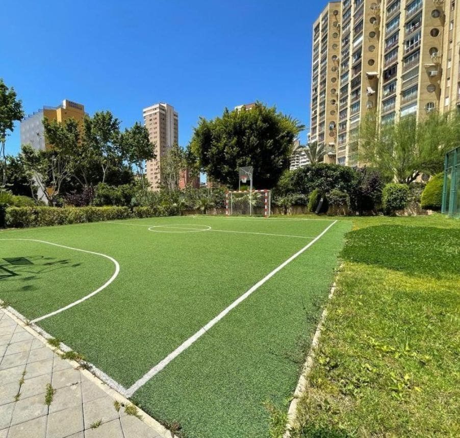 1 Zimmer Apartment zu verkaufen in Benidorm mit Pool Garage - 264.000 € (Ref: 9458364)