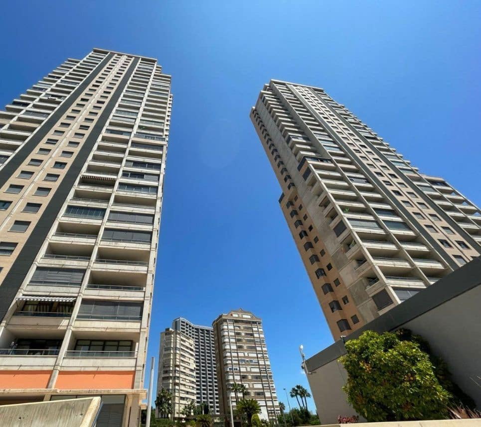 1 Zimmer Apartment zu verkaufen in Benidorm mit Pool Garage - 264.000 € (Ref: 9458364)