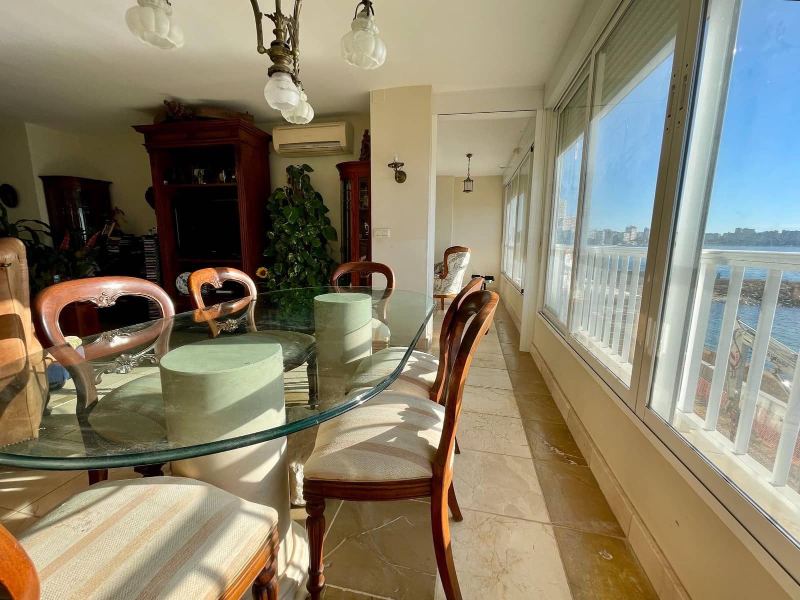 3 bedroom Apartment for sale in Alicante / Alacant city - € 500,000 (Ref: 9458371)