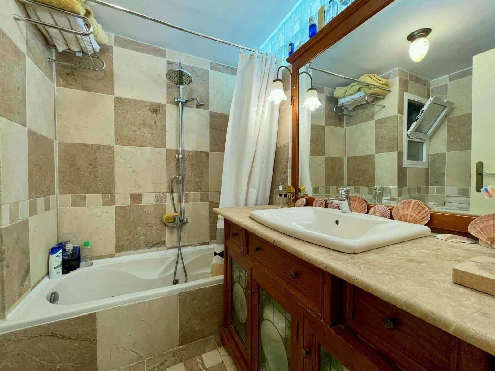 3 bedroom Apartment for sale in Alicante / Alacant city - € 500,000 (Ref: 9458371)