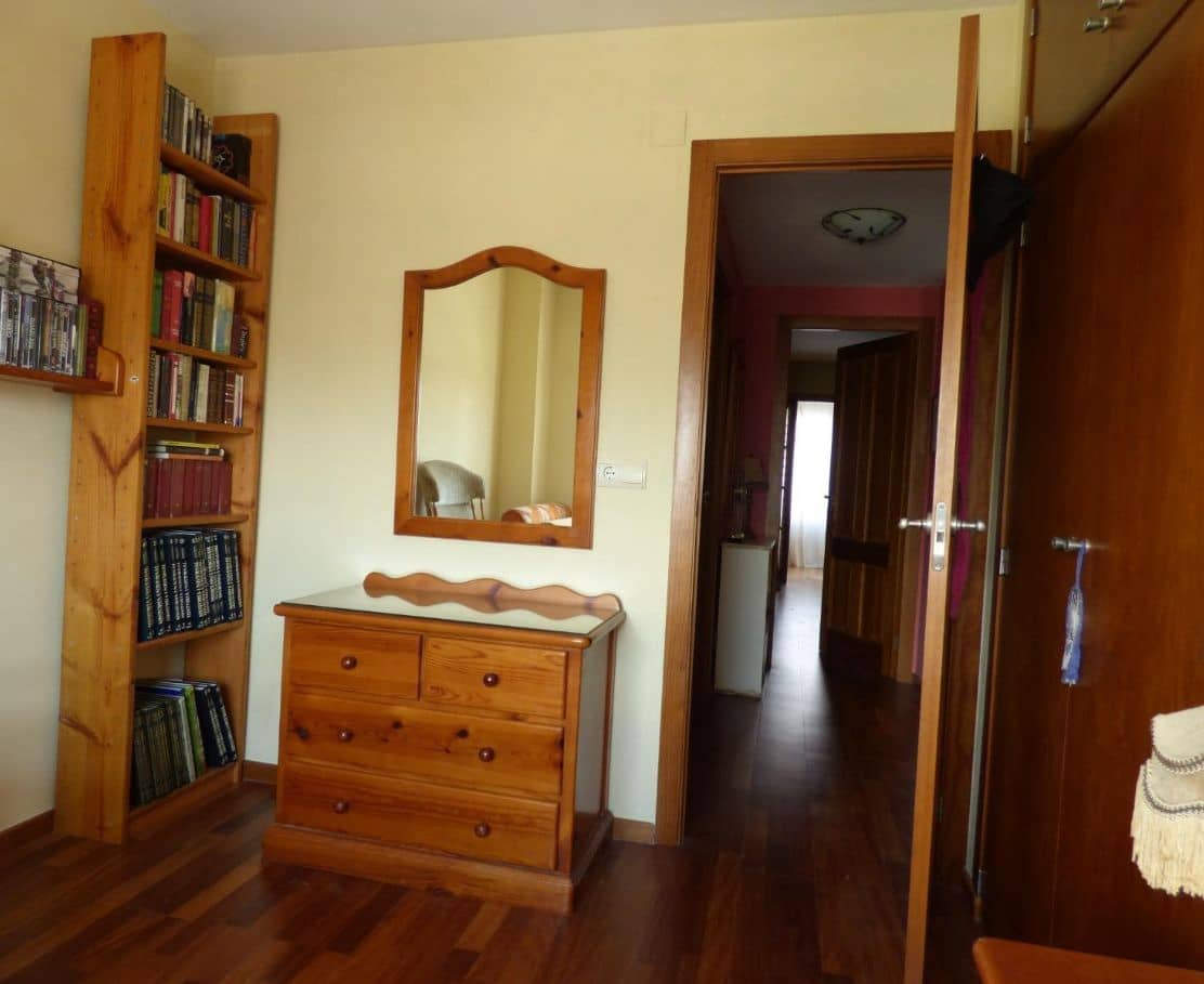 3 bedroom Apartment for sale in Benidorm with pool garage - € 297,000 (Ref: 9458377)