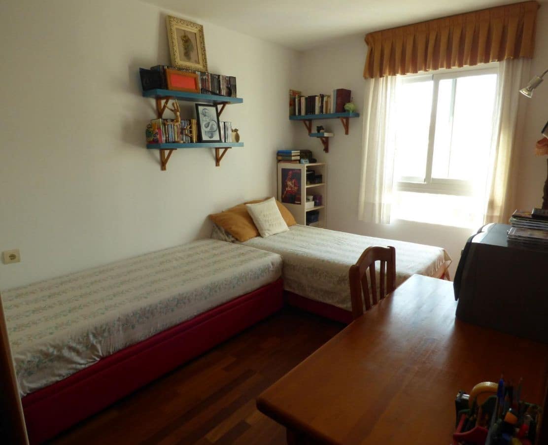 3 bedroom Apartment for sale in Benidorm with pool garage - € 297,000 (Ref: 9458377)