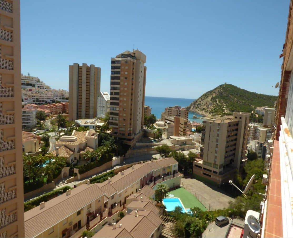3 bedroom Apartment for sale in Benidorm with pool garage - € 297,000 (Ref: 9458377)